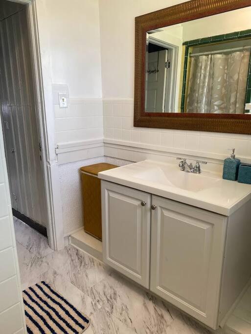 Cozy Home, King Bed, 3 Bedrooms,Close To Downtown Beaches Towncenter جاكسونفيل المظهر الخارجي الصورة